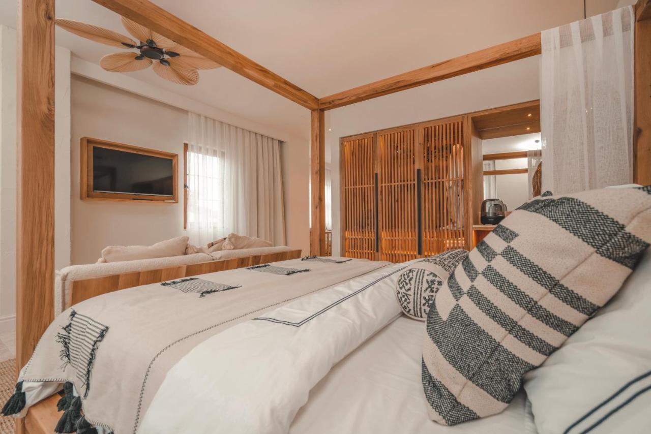 6 Rooms By Azumare Side Luaran gambar